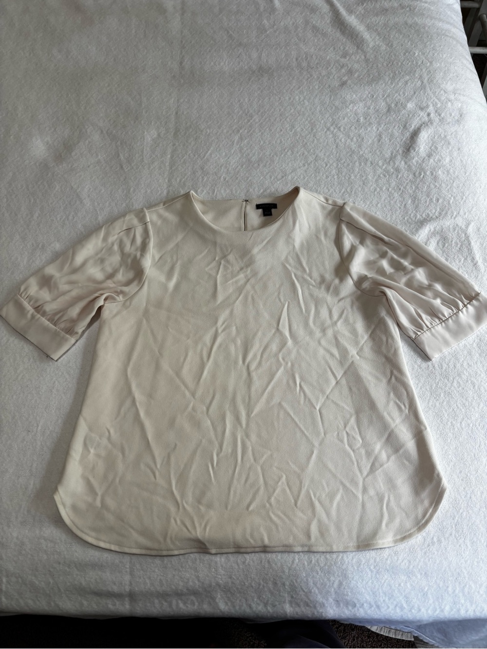 Ann Taylor Light Cream Short-Sleeve Blouse